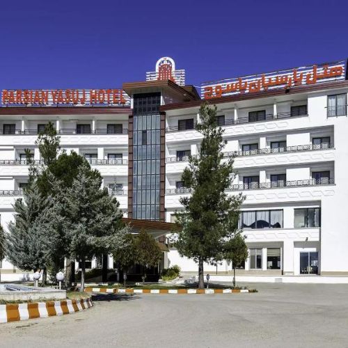 Azadi Hotel Yasuj