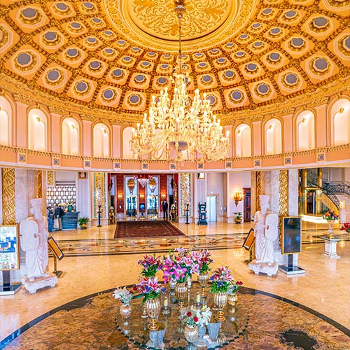 Espinas International Hotel Tehran