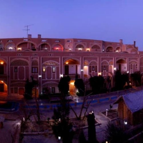 Moshir Al-Mamalek Garden Hotel Yazd