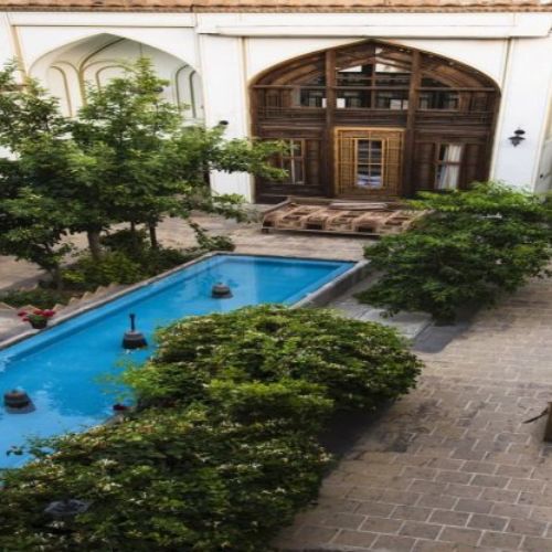 Atigh Traditional Hotel Isfahan