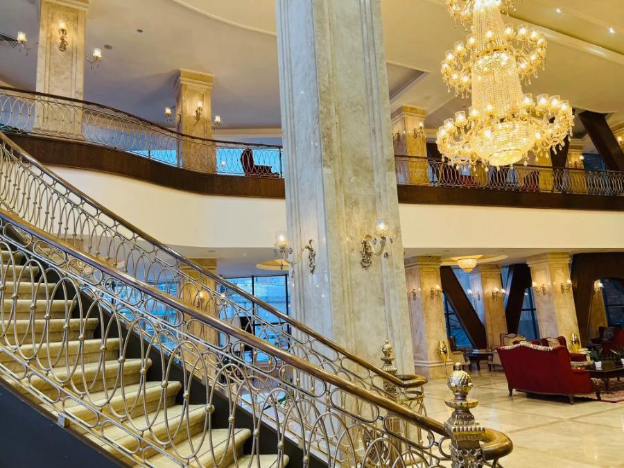 Book Haleh Hotel Baneh | Instant Booking