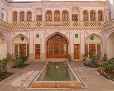 Traditional residence of Agha Hosseini Mansion Kashan